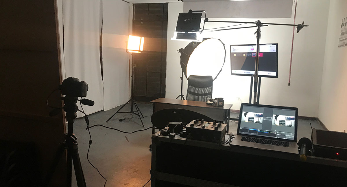 Streaming realizado en el estudio LENZ